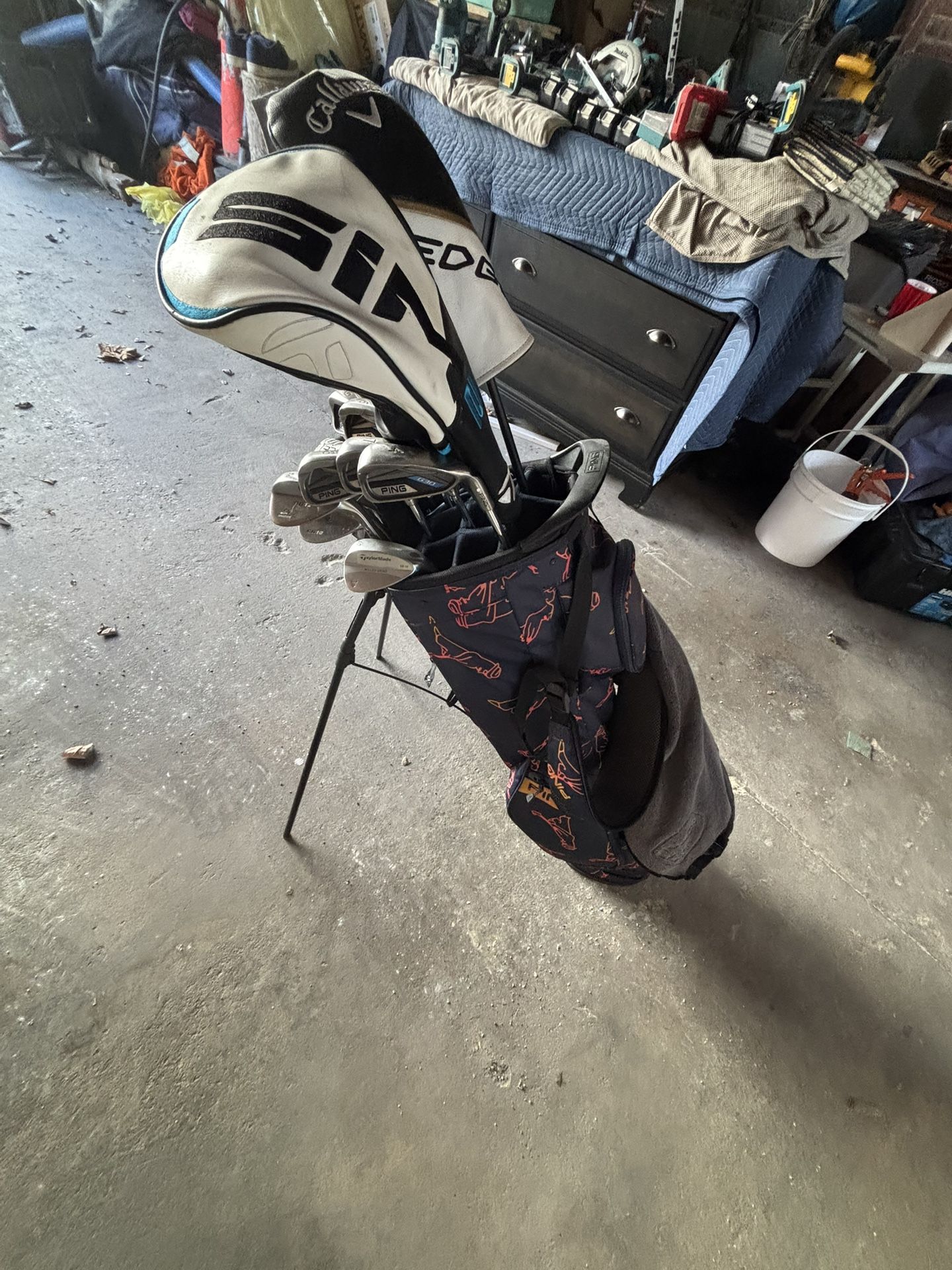 Ping G30 Iron’s (white Dot) Sims 2 Driver And Scotty Cameron Putter