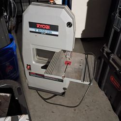 Ryobi Band Saw 80$