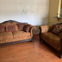 Antique Couch Set