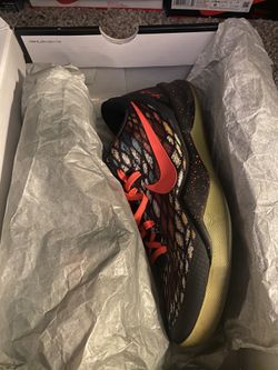2012 Nike Kobe 8 “Christmas” Size 8