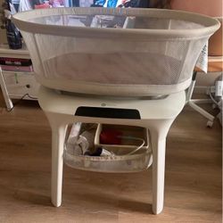 Bassinet 