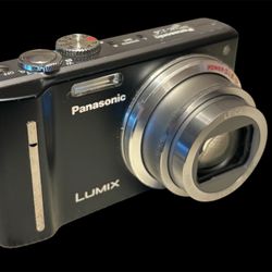Panasonic LUMIX Digital Camera 