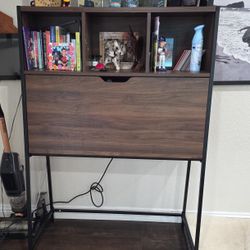Storage/desk