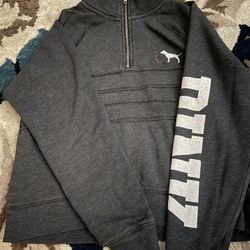 Gray VS PINK pullover 