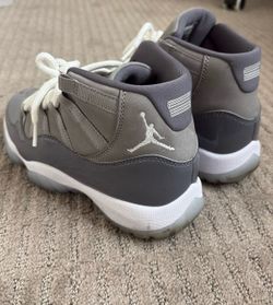 Air Jordan 11 Retro "Cool Grey" - GS Size 5.5Y (Women's 7)