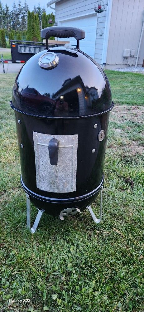 Weber Smokey Mountain 14.5"