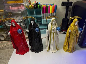Santa Muerte  read description