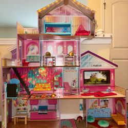 KidKraft Ultimate Slumber Party Mansion Dollhouse !