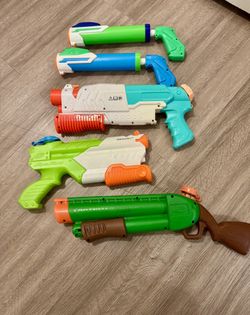 Water Blaster Toy Set
