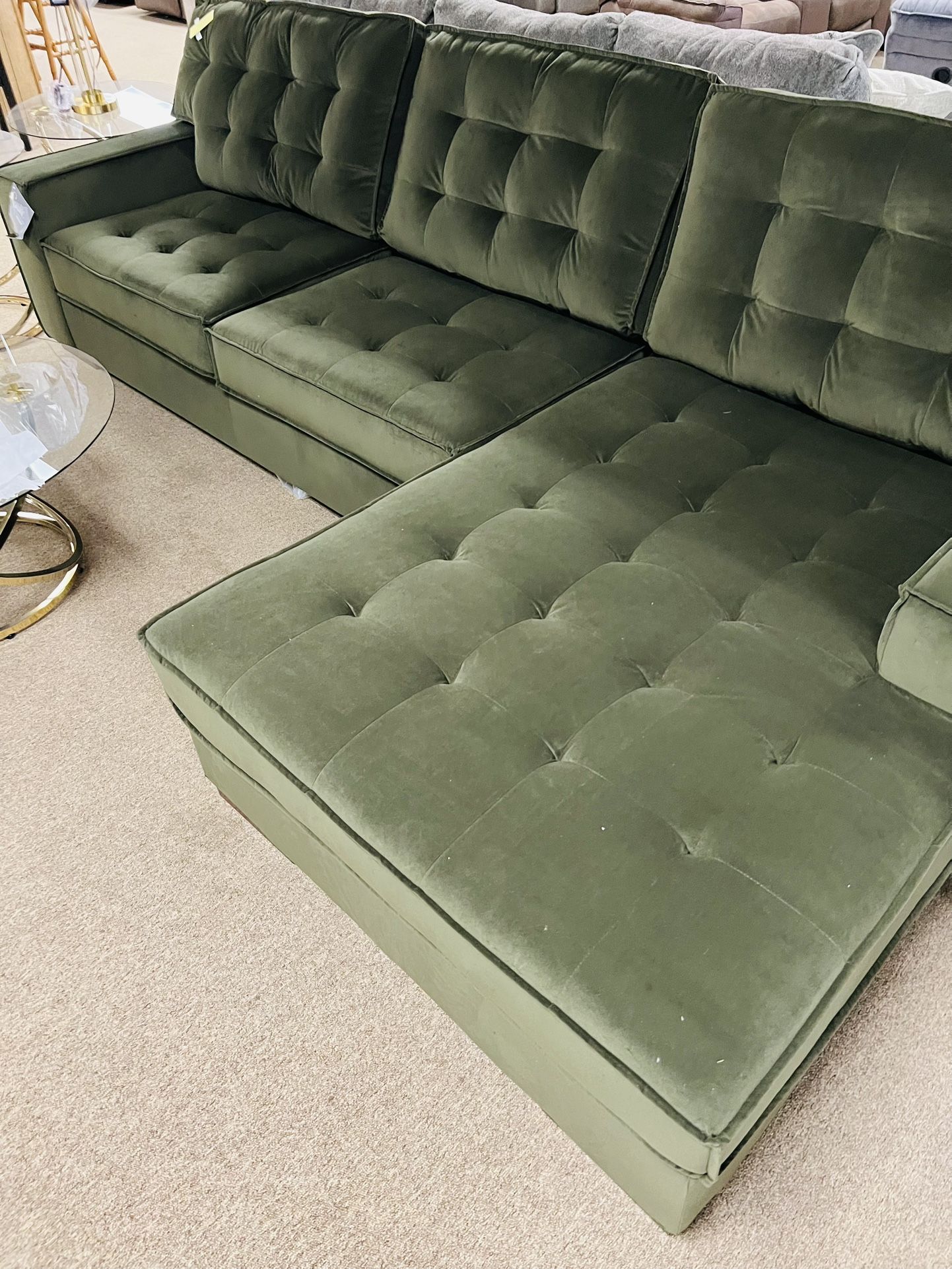 Stunning Stylish chaise Sectional!