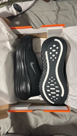 Nike Vomero Plus