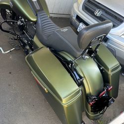2022 Harley Davidson Road King