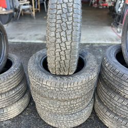 COOPER A/T 225/65/17 LIKE NEW!!!