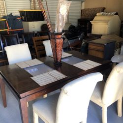 Dining Table & Chairs