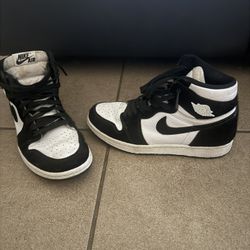 Nike Jordans Women’s 7.5
