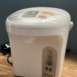 Panasonic Micom Water Boiler and Warmer 2.2 Quarts