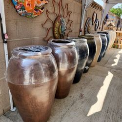 🇲🇽🪴Clay Pots 🇲🇽 33"tall $85each🪴 In Casa Barajas Clay Pots 4470-5 Lincoln Ave Cypress 90630