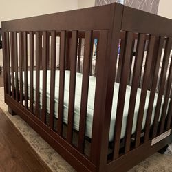 Baby crib (Babyletto - Wayfair)
