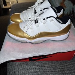 Air Jordan 11 Retro Low Closing Ceremony Metallic Gold White Size 11