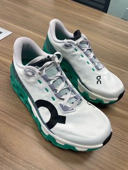Women’s ON Cloudmonster Hyper running shoes Size W6.5
