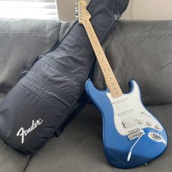 Stratocaster Fender Electric Guitar