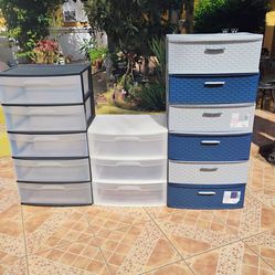 3 plastics drawers