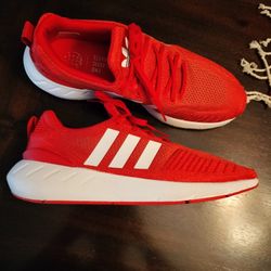 Men's Adidas Size 10