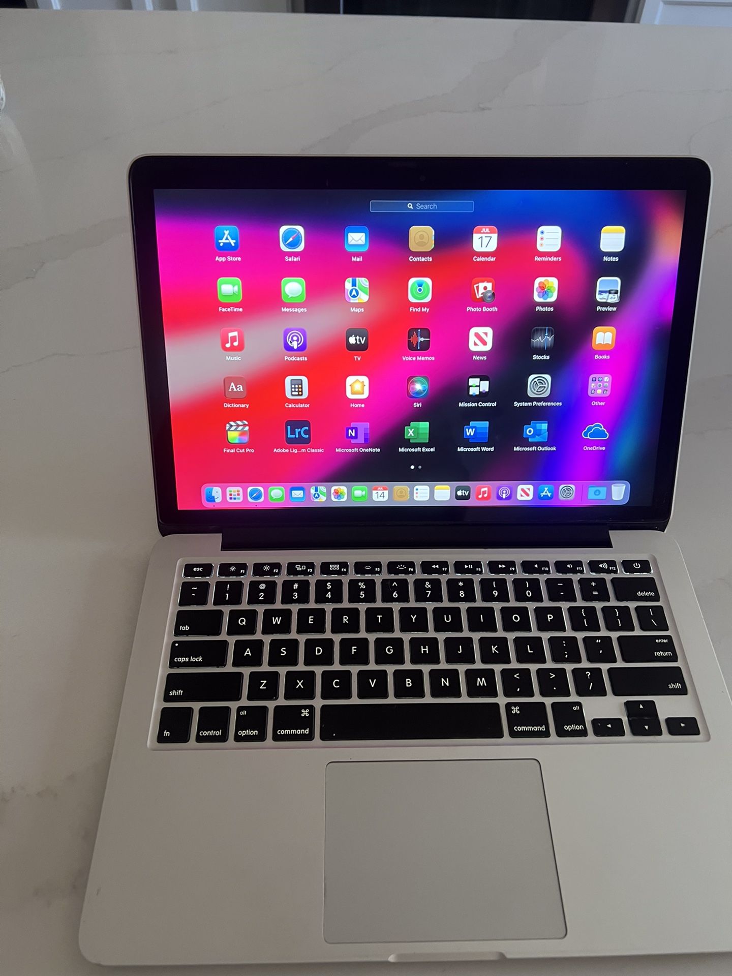 MacBook Pro 13 Inch Retina 500 Gig Storage Retina Display