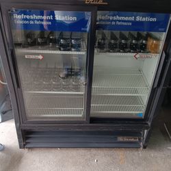 True Commercial Cooler  2 Doors