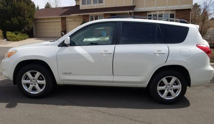 Low Price 2006 Toyota Rav4 4WDWheels../