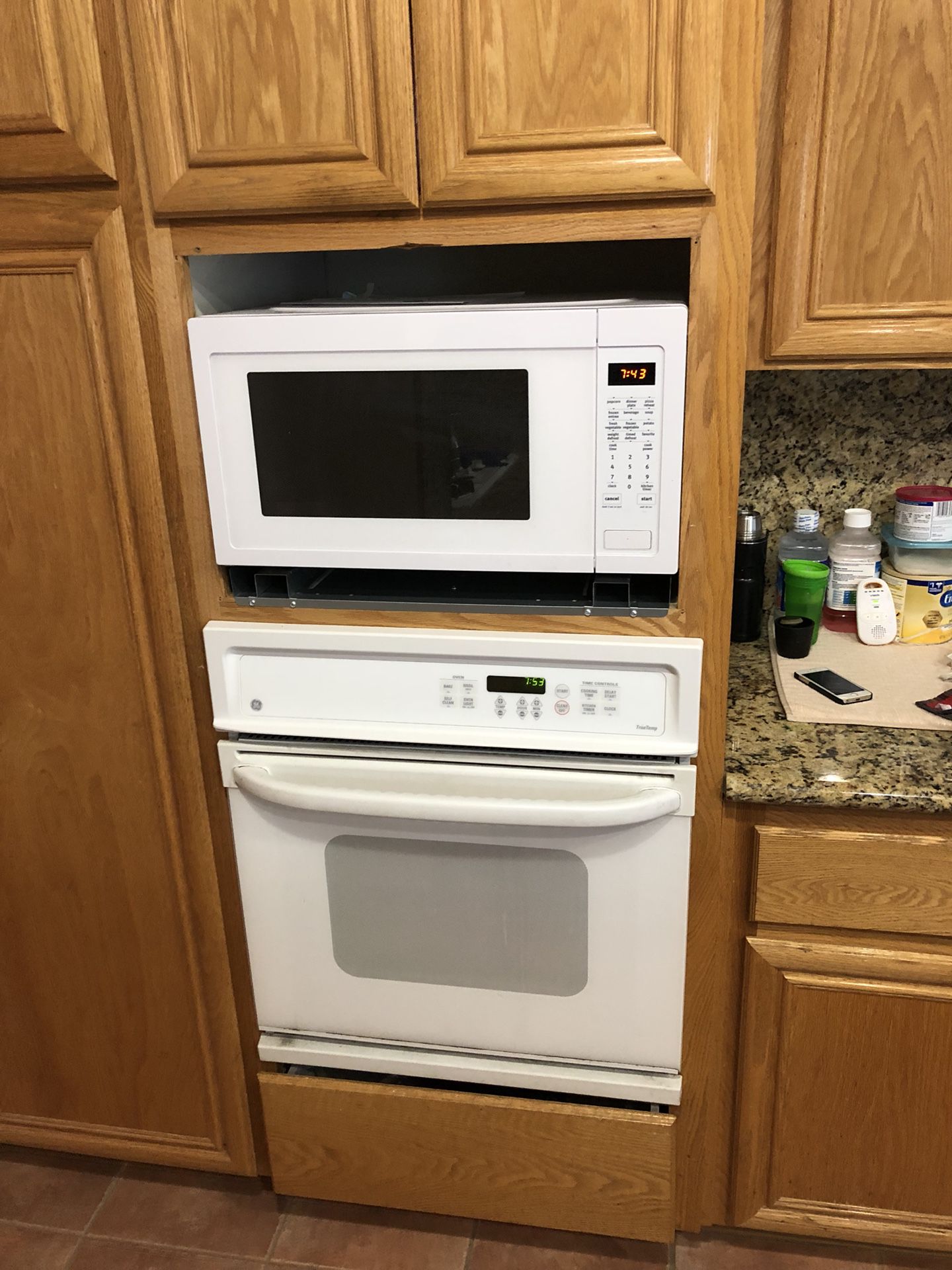 Appliances full kitchen $500