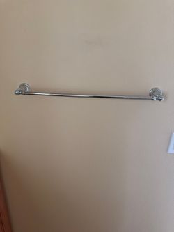 Polished Chrome Traditional Towel Bar, 24 in, Good Condition