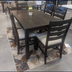 Rokane Dining Table And Chairs 💥