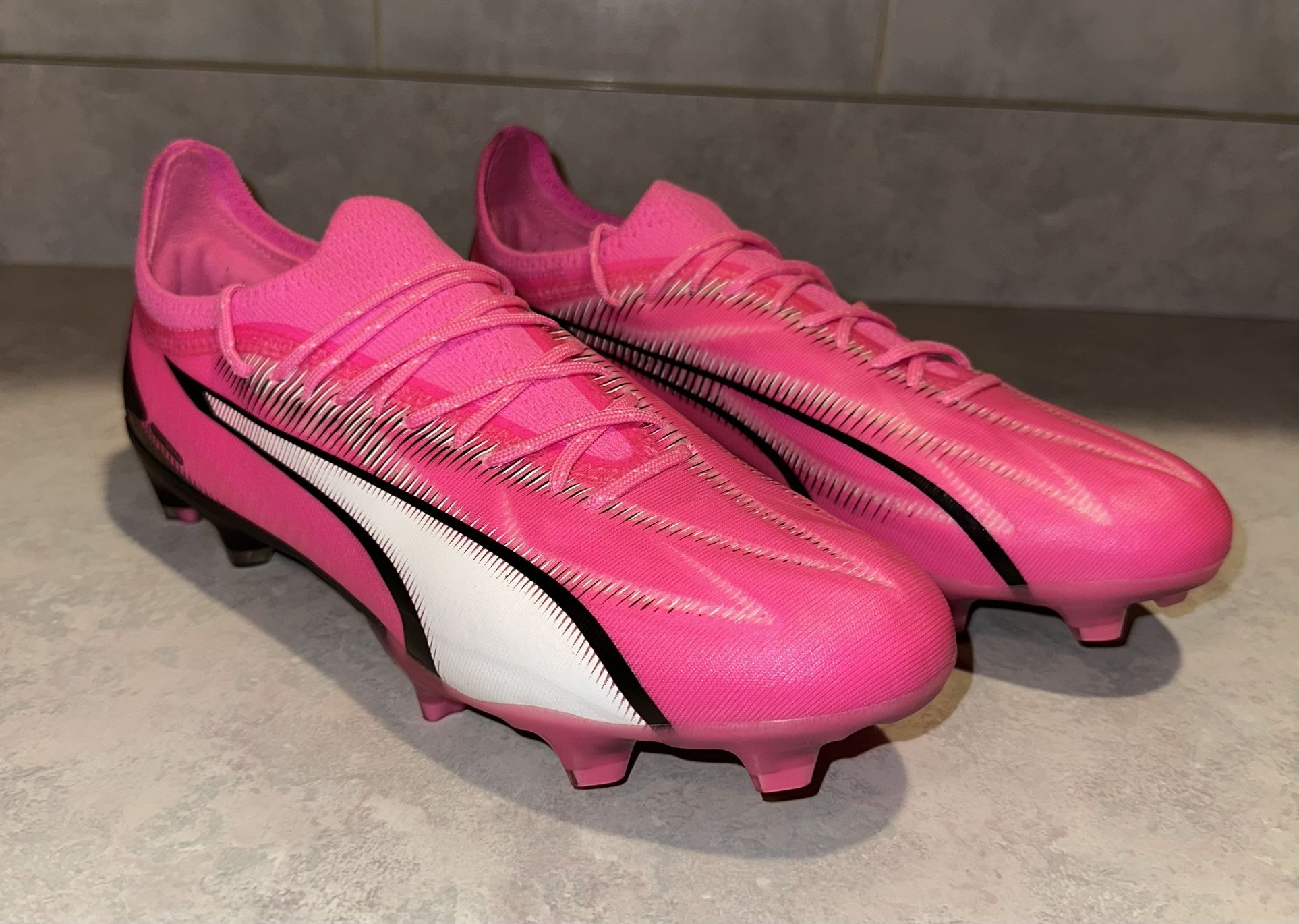 Puma Ultra Ultimate FG/AG Soccer Cleats Men's Size 9