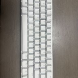 Razer Huntsman Mini Mercury 60% with Clicky-Purple Switch