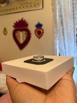 Oura ring gen 4 SILVER size 8