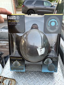 KLEIN TOOLS KARBN™ FULL-BRIM HARD HAT