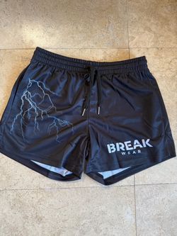 Sports shorts in different sizes are also sold wholesale
