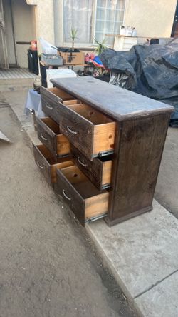 Six drawer dresser