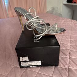 Fashion Nova Heels NEW ALL SIZE 8 