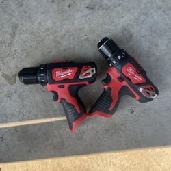 Milwaukee M12 Drill Set 