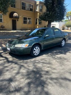 2000 Toyota Camry