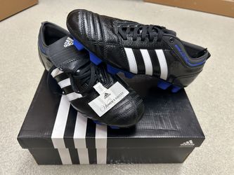 Nike Soccer Cleats (women) 