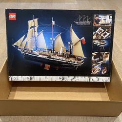 lego “The Endurance “