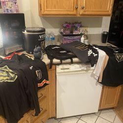 Golden Knights Items All For 35$