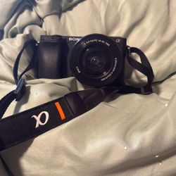 Sony Alpha a6400 Mirrorless Camera