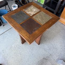 Small Table/end table 