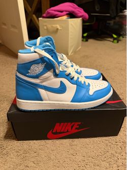 Jordan Retro 1 OG “UNC” 2015 Size 9 Men