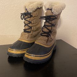 Sorel Snow Boots Ladies Size 8.5-9 
