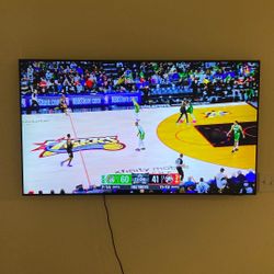 65 Inch Samsung TV With wall Mount 